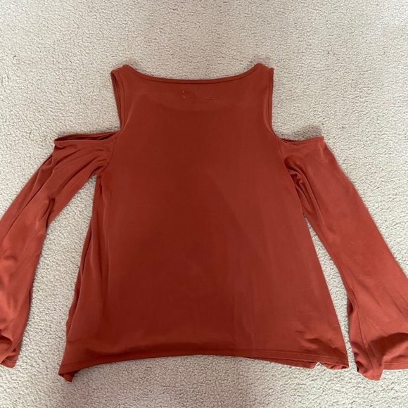 Hollister Rusty Orange Open Shoulder Top - Picture 2 of 3